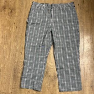 Ricki’s Dress Capri